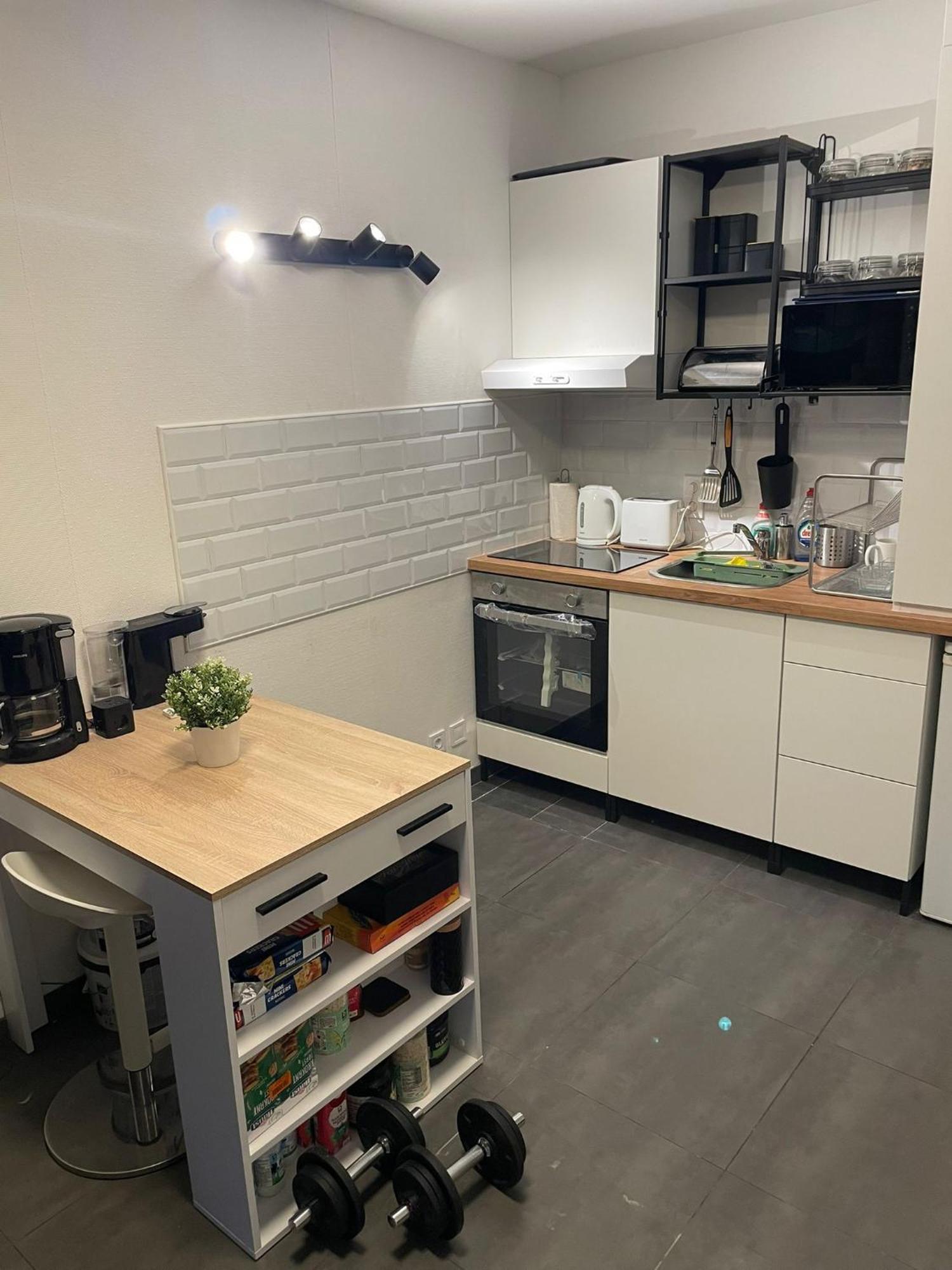 One Bedroom Fully Equipped Apartment With Terrace Brüsszel Kültér fotó